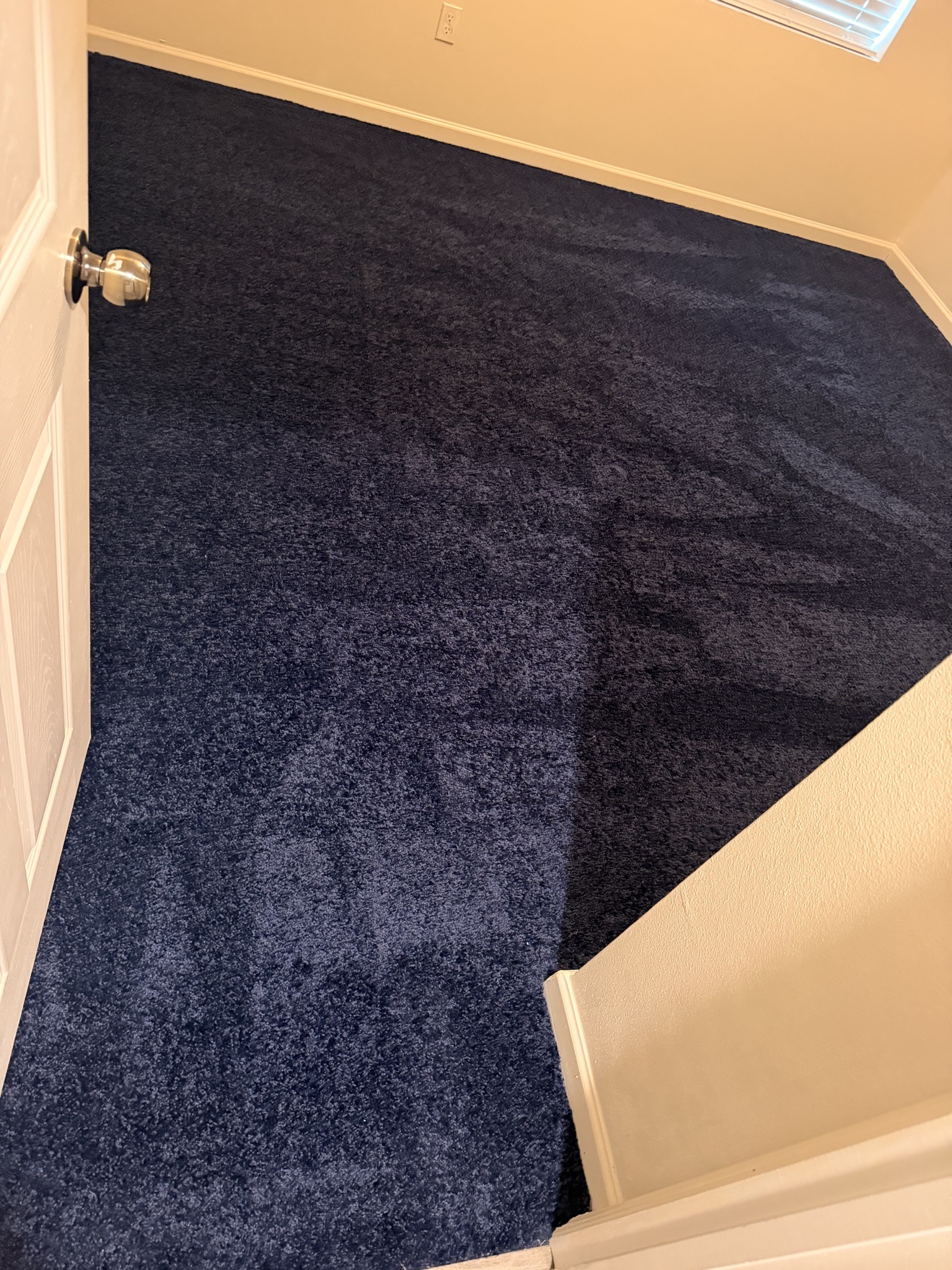 Flooring install finish
